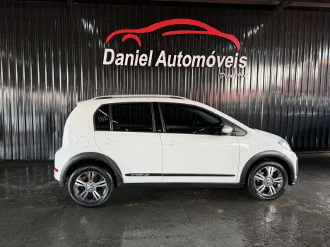 VOLKSWAGEN Cross UP 1.0 12V 4P TSI FLEX, Foto 5