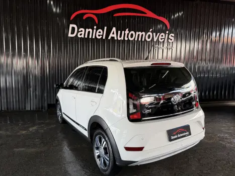 VOLKSWAGEN Cross UP 1.0 12V 4P TSI FLEX, Foto 8