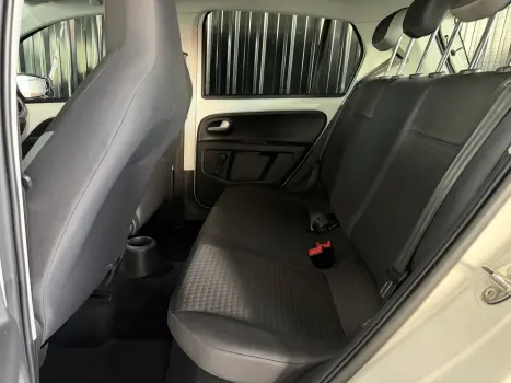VOLKSWAGEN Cross UP 1.0 12V 4P TSI FLEX, Foto 11