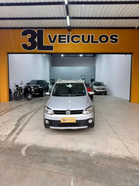 VOLKSWAGEN Crossfox 1.6 4P FLEX, Foto 2 VOLKSWAGEN Crossfox 1.6 4P FLEX, Foto 2