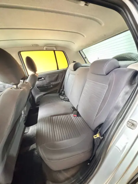 VOLKSWAGEN Crossfox 1.6 4P FLEX, Foto 9 VOLKSWAGEN Crossfox 1.6 4P FLEX, Foto 9