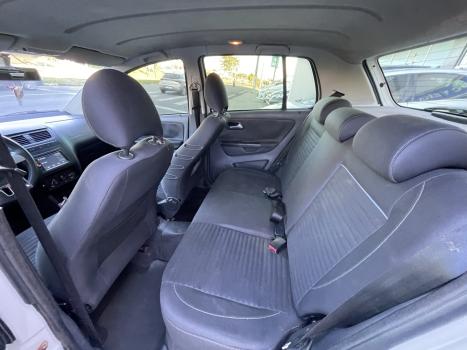 VOLKSWAGEN Crossfox 1.6 4P FLEX, Foto 10 VOLKSWAGEN Crossfox 1.6 4P FLEX, Foto 10