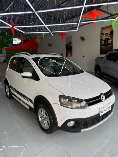 VOLKSWAGEN Crossfox 1.6 4P FLEX, Foto 4