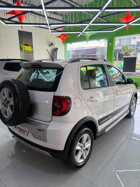 VOLKSWAGEN Crossfox 1.6 4P FLEX, Foto 6