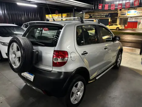 VOLKSWAGEN Crossfox 1.6 4P FLEX, Foto 6