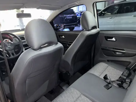 VOLKSWAGEN Fox 1.0 4P FLEX, Foto 13