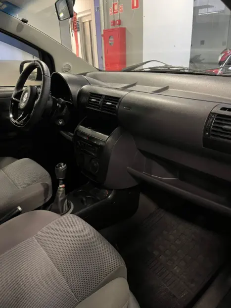 VOLKSWAGEN Fox 1.0 4P FLEX, Foto 15 VOLKSWAGEN Fox 1.0 4P FLEX, Foto 15