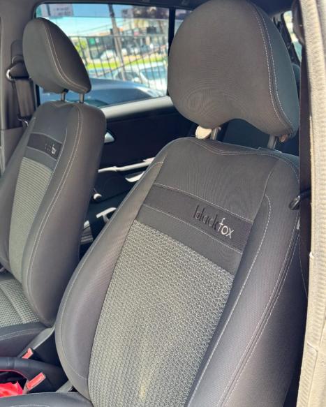 VOLKSWAGEN Fox 1.0 4P BLACKFOX FLEX, Foto 9