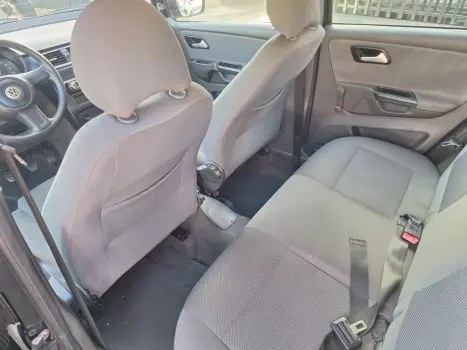 VOLKSWAGEN Fox 1.0 4P TREND FLEX, Foto 10