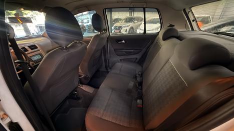 VOLKSWAGEN Fox 1.0 4P COMFORTLINE FLEX, Foto 17