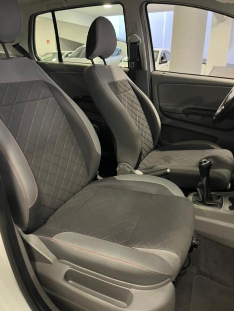 VOLKSWAGEN Fox 1.6 16V 4P MSI HIGHLINE FLEX, Foto 8