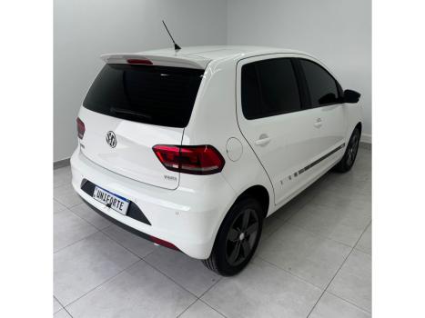 VOLKSWAGEN Fox 1.6 4P, Foto 4
