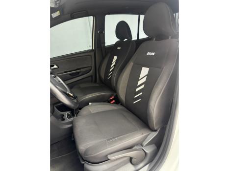 VOLKSWAGEN Fox 1.6 4P, Foto 8