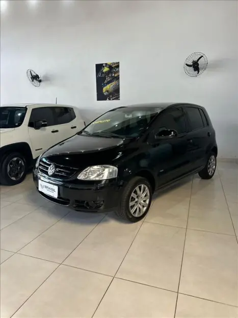 VOLKSWAGEN Fox 1.6 4P PLUS FLEX, Foto 1 VOLKSWAGEN Fox 1.6 4P PLUS FLEX, Foto 1