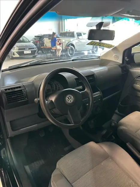 VOLKSWAGEN Fox 1.6 4P PLUS FLEX, Foto 4 VOLKSWAGEN Fox 1.6 4P PLUS FLEX, Foto 4