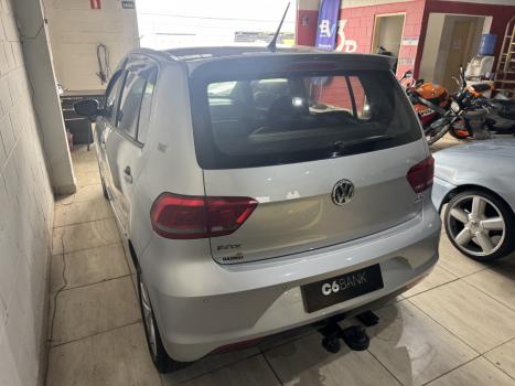 VOLKSWAGEN Fox 1.6 4P FLEX CONNECT I-MOTION AUTOMATIZADO, Foto 4