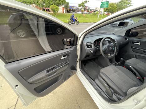 VOLKSWAGEN Fox 1.6 4P, Foto 13