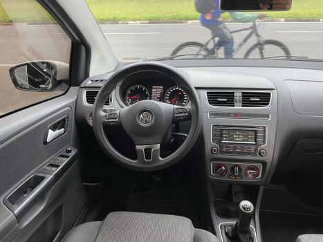 VOLKSWAGEN Fox 1.6 4P, Foto 16