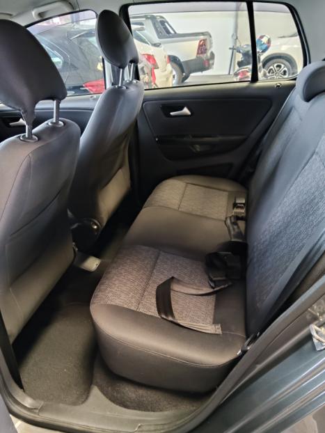 VOLKSWAGEN Fox 1.6 4P TREND FLEX, Foto 9