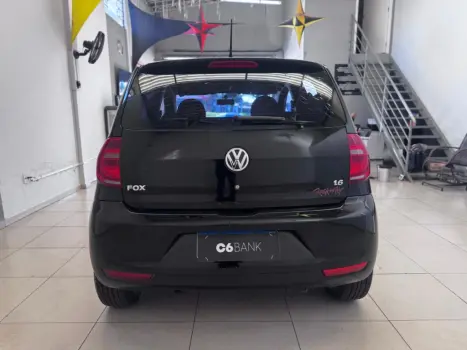 VOLKSWAGEN Fox 1.6 4P TREND FLEX, Foto 4