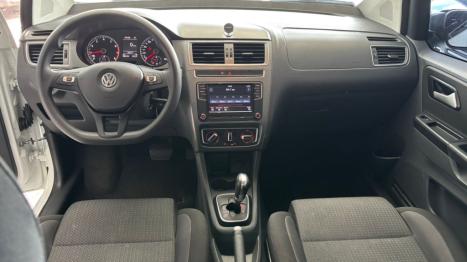VOLKSWAGEN Fox 1.6 4P FLEX CONNECT I-MOTION AUTOMATIZADO, Foto 8