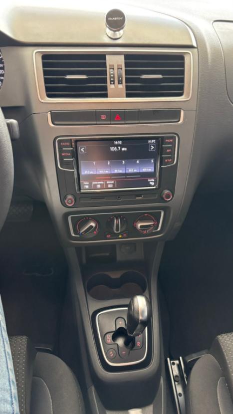 VOLKSWAGEN Fox 1.6 4P FLEX CONNECT I-MOTION AUTOMATIZADO, Foto 12