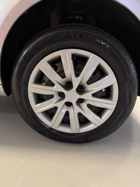 VOLKSWAGEN Fox 1.6 4P PLUS FLEX, Foto 9