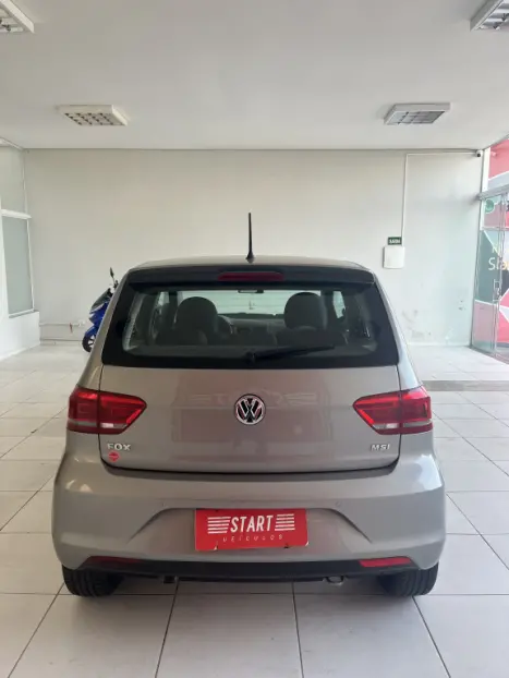 VOLKSWAGEN Fox 1.6 4P MSI COMFORTLINE FLEX, Foto 8