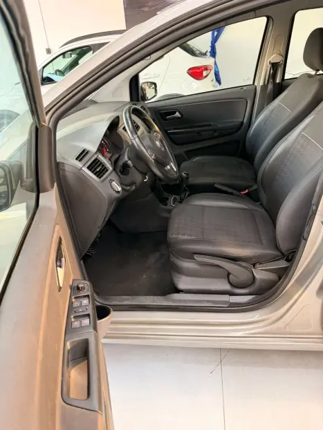 VOLKSWAGEN Fox 1.6 4P MSI COMFORTLINE FLEX, Foto 7