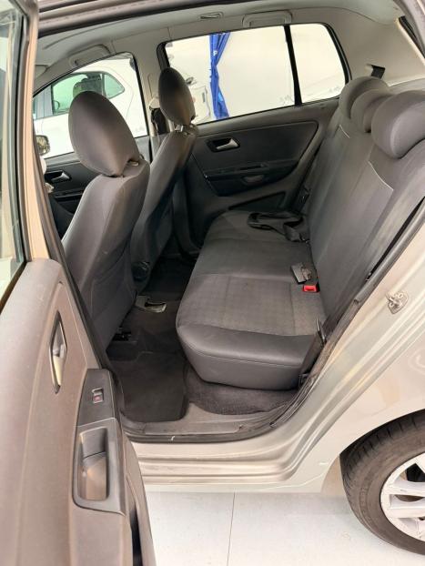 VOLKSWAGEN Fox 1.6 4P MSI COMFORTLINE FLEX, Foto 11