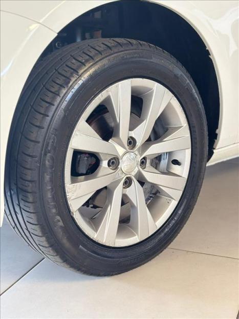 VOLKSWAGEN Gol 1.6 4P FLEX MSI COMFORTLINE, Foto 7