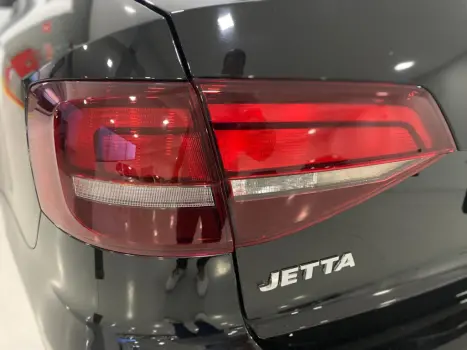 VOLKSWAGEN Jetta 1.4 16V 4P TSI CONFORTLINE AUTOMÁTICO, Foto 9 VOLKSWAGEN Jetta 1.4 16V 4P TSI CONFORTLINE AUTOMÁTICO, Foto 9