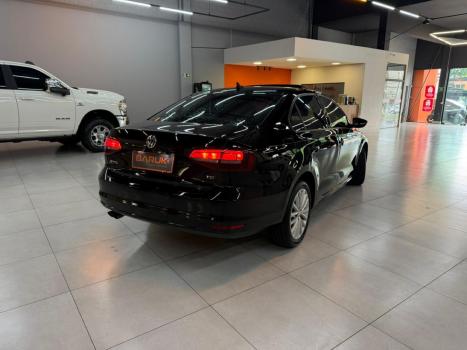 VOLKSWAGEN Jetta 1.4 16V 4P TSI CONFORTLINE AUTOMÁTICO, Foto 7 VOLKSWAGEN Jetta 1.4 16V 4P TSI CONFORTLINE AUTOMÁTICO, Foto 7