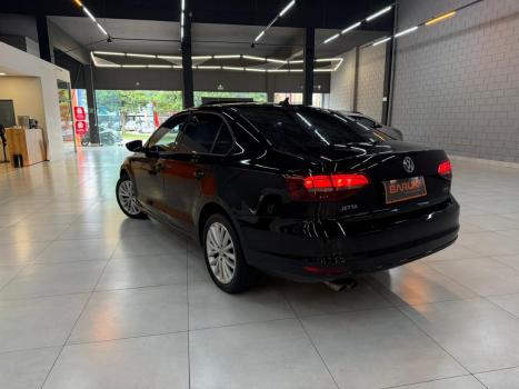 VOLKSWAGEN Jetta 1.4 16V 4P TSI CONFORTLINE AUTOMÁTICO, Foto 10 VOLKSWAGEN Jetta 1.4 16V 4P TSI CONFORTLINE AUTOMÁTICO, Foto 10