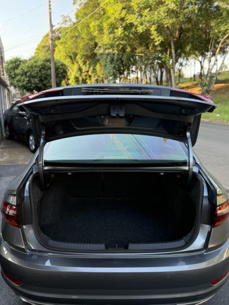 VOLKSWAGEN Jetta 1.4 4P 250 TSI R-LINE AUTOMTICO, Foto 7