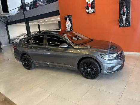 VOLKSWAGEN Jetta 1.4 4P 250 TSI TURBO COMFORTLINE AUTOM�TICO, Foto 3