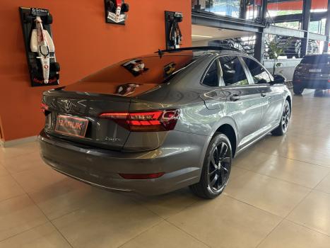 VOLKSWAGEN Jetta 1.4 4P 250 TSI TURBO COMFORTLINE AUTOM�TICO, Foto 7