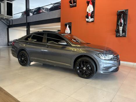 VOLKSWAGEN Jetta 1.4 4P 250 TSI TURBO COMFORTLINE AUTOM�TICO, Foto 9