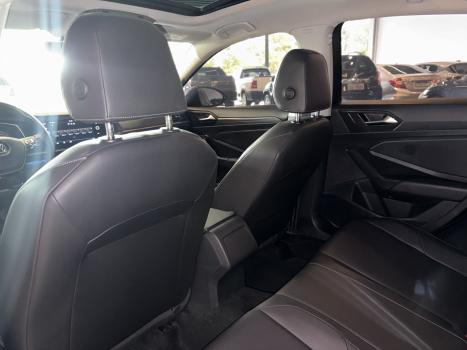 VOLKSWAGEN Jetta 1.4 4P 250 TSI TURBO COMFORTLINE AUTOM�TICO, Foto 14