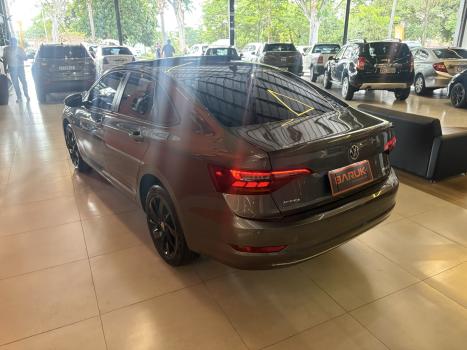 VOLKSWAGEN Jetta 1.4 4P 250 TSI TURBO COMFORTLINE AUTOM�TICO, Foto 20