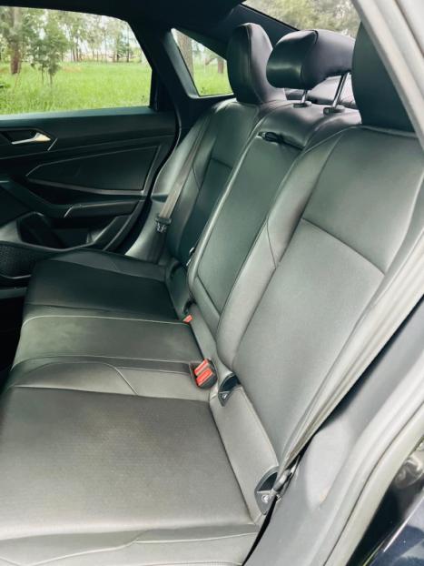 VOLKSWAGEN Jetta 1.4 4P 250 TSI R-LINE AUTOM�TICO, Foto 13