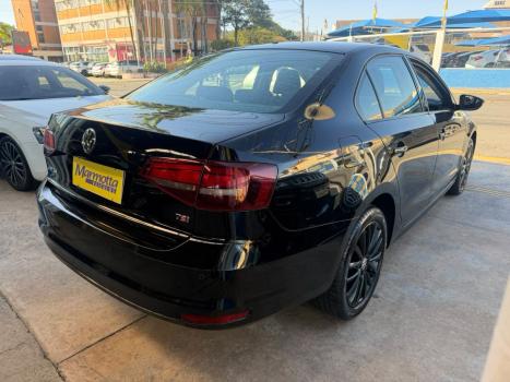 VOLKSWAGEN Jetta 1.4 16V 4P TSI TRENDLINE, Foto 5