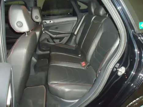 VOLKSWAGEN Jetta 2.0 4P 350 TSI GLI AUTOMÁTICO DSG, Foto 8 VOLKSWAGEN Jetta 2.0 4P 350 TSI GLI AUTOMÁTICO DSG, Foto 8