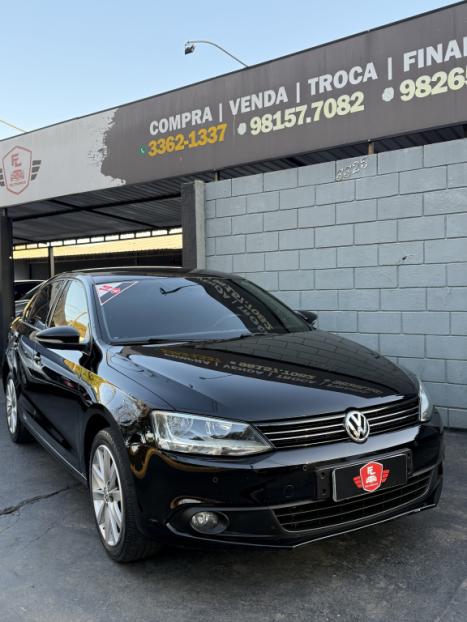 VOLKSWAGEN Jetta 2.0 4P CONFORTLINE TIPTRONIC AUTOMTICO, Foto 2