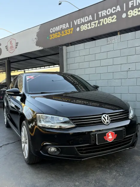 VOLKSWAGEN Jetta 2.0 4P CONFORTLINE TIPTRONIC AUTOMTICO, Foto 4
