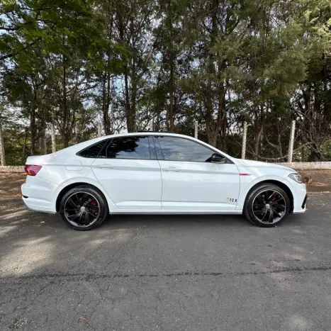 VOLKSWAGEN Jetta 2.0 4P 350 TSI GLI AUTOMTICO DSG, Foto 4