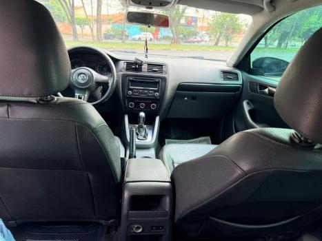 VOLKSWAGEN Jetta 2.0 4P CONFORTLINE TIPTRONIC AUTOMTICO, Foto 2