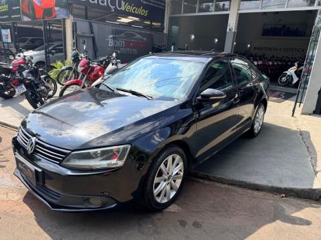 VOLKSWAGEN Jetta 2.0 4P CONFORTLINE TIPTRONIC AUTOMTICO, Foto 4