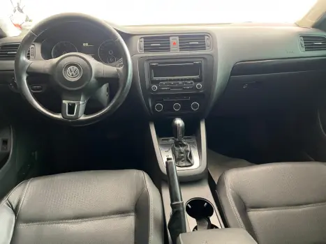 VOLKSWAGEN Jetta 2.0 4P FLEX AUTOM�TICO, Foto 9