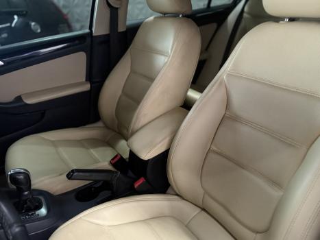 VOLKSWAGEN Jetta 2.0 4P FLEX COMFORTLINE TIPTRONIC AUTOM�TICO, Foto 2